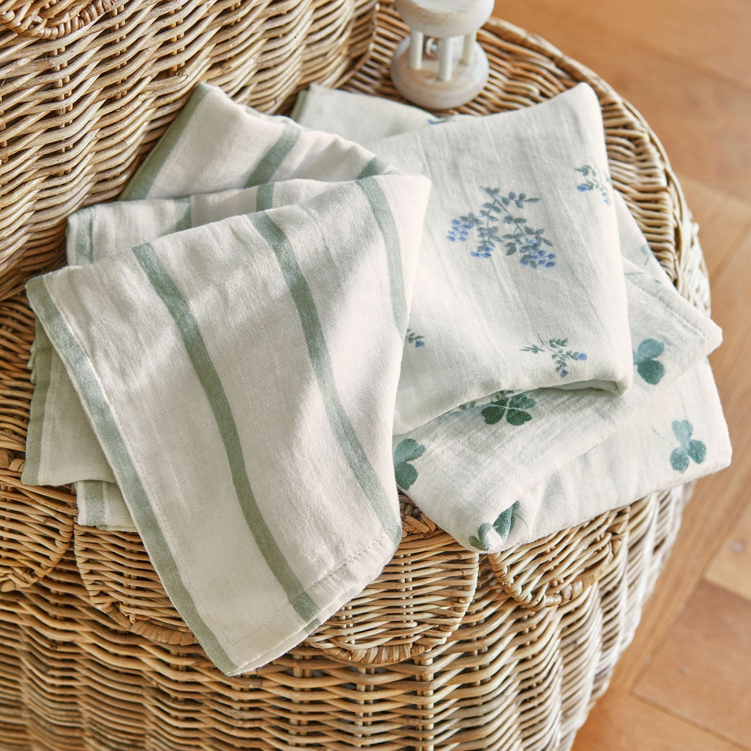 Lot de 3 lingettes en mousseline Nymariel Torchons en lin beige clair avec rayures vertes et motifs floraux bleus pour cuisine