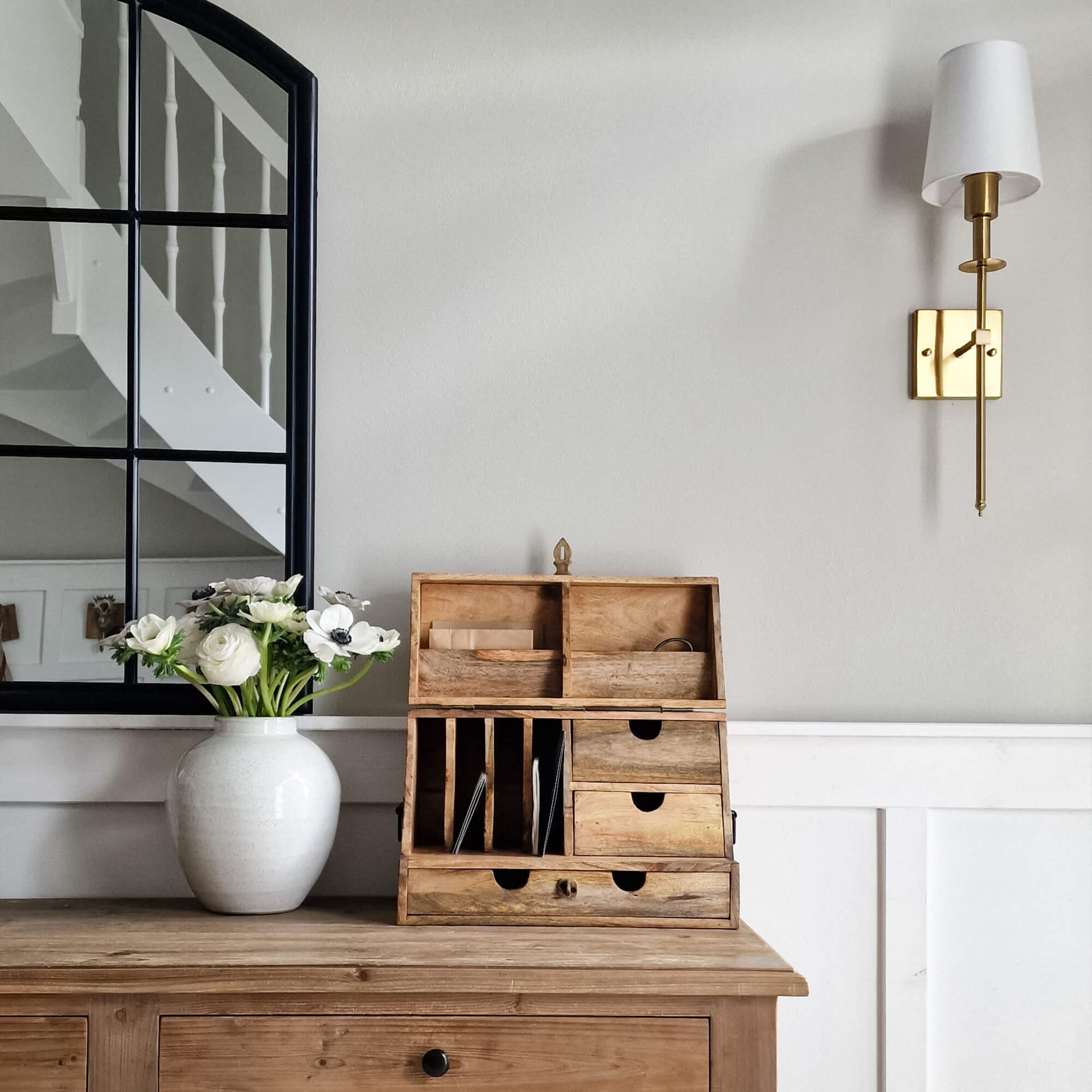 Boîte de bureau en bois naturel avec tiroirs et compartiments pour documents, style rustique