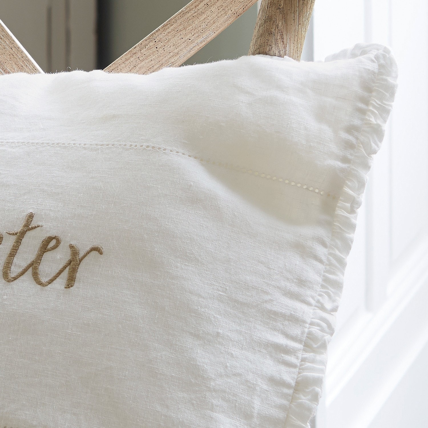 Coussin Happy Easter