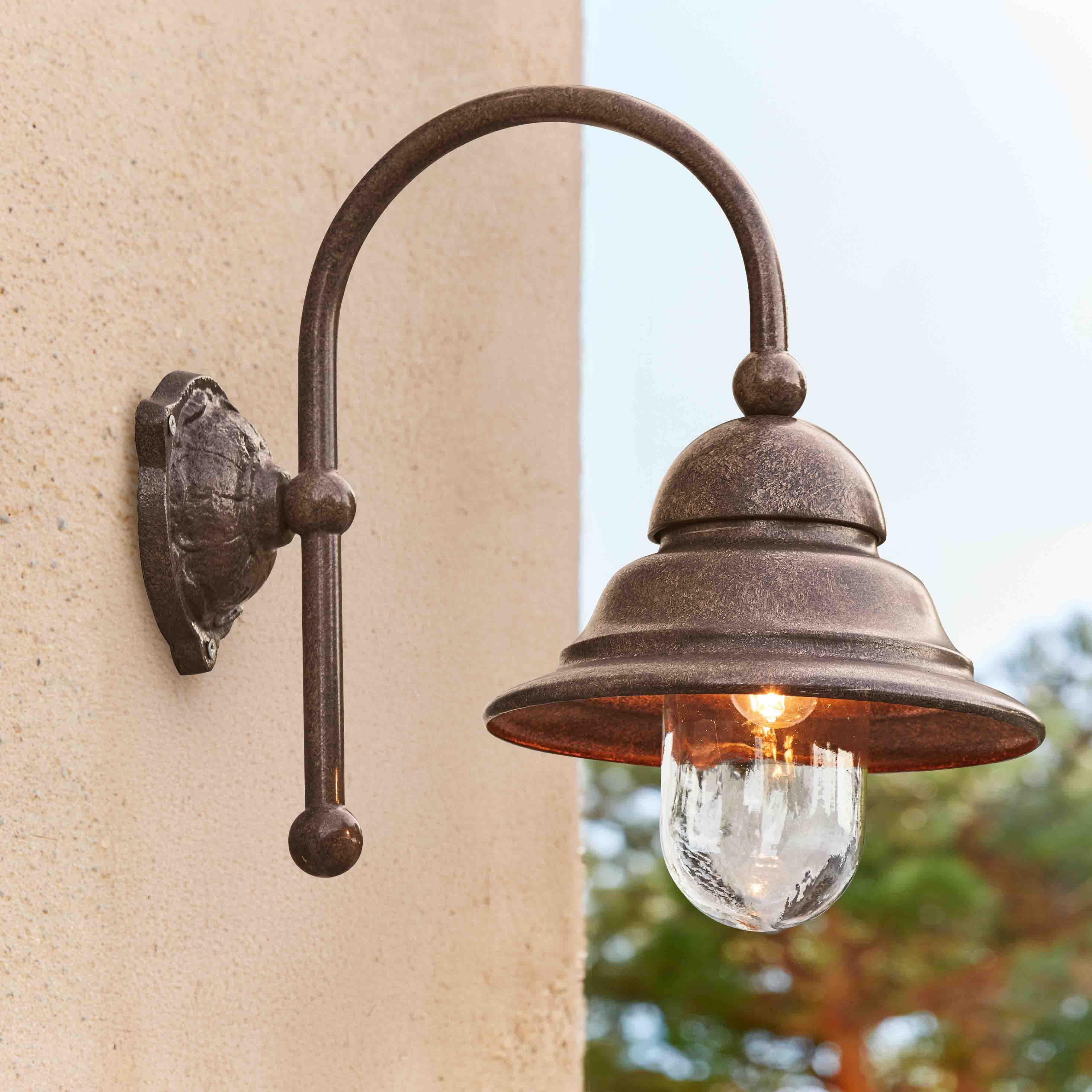 Applique murale extérieure en métal rouillé avec abat-jour en verre transparent et lumière LED chaude