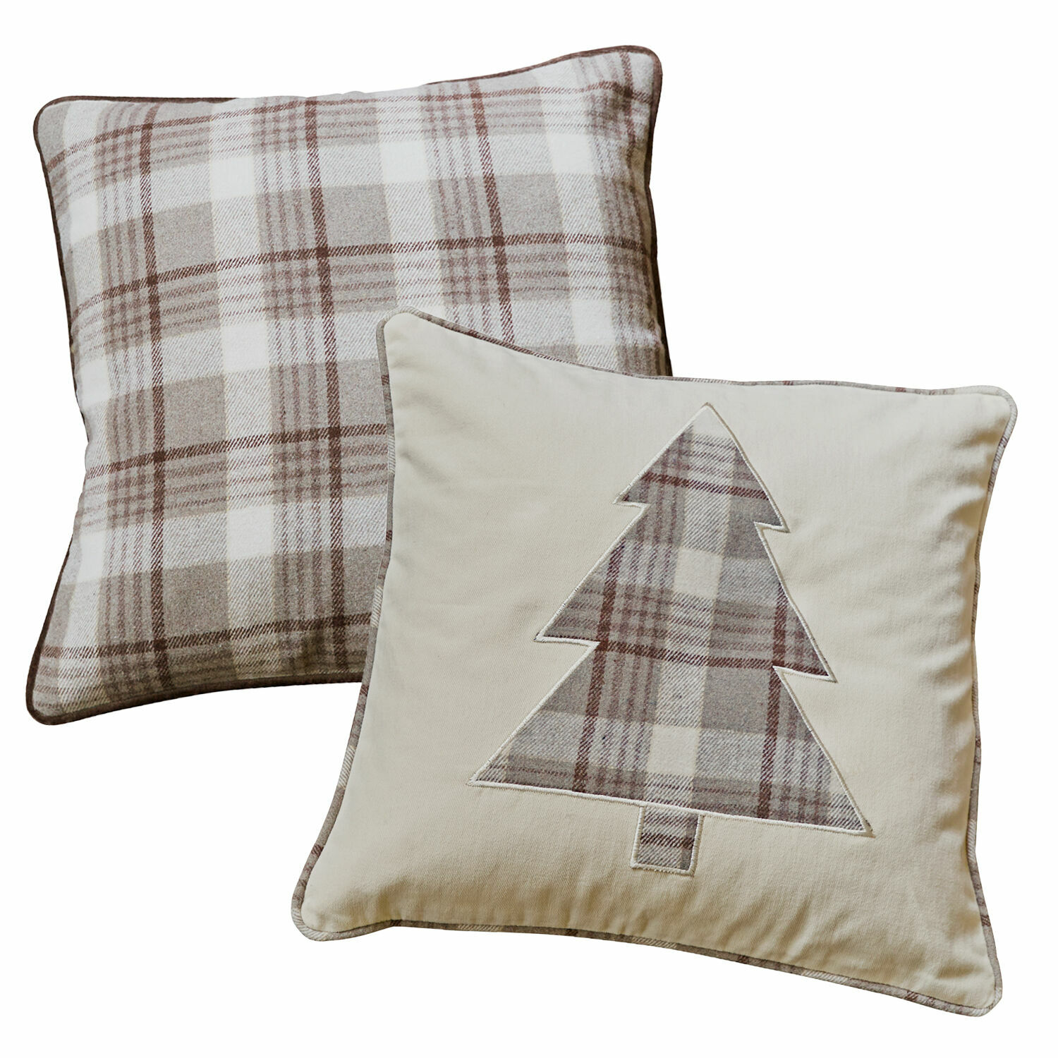 Lot de 2 housses de coussins Ersac Ensemble de deux coussins décoratifs en coton beige et marron à carreaux avec motif sapin