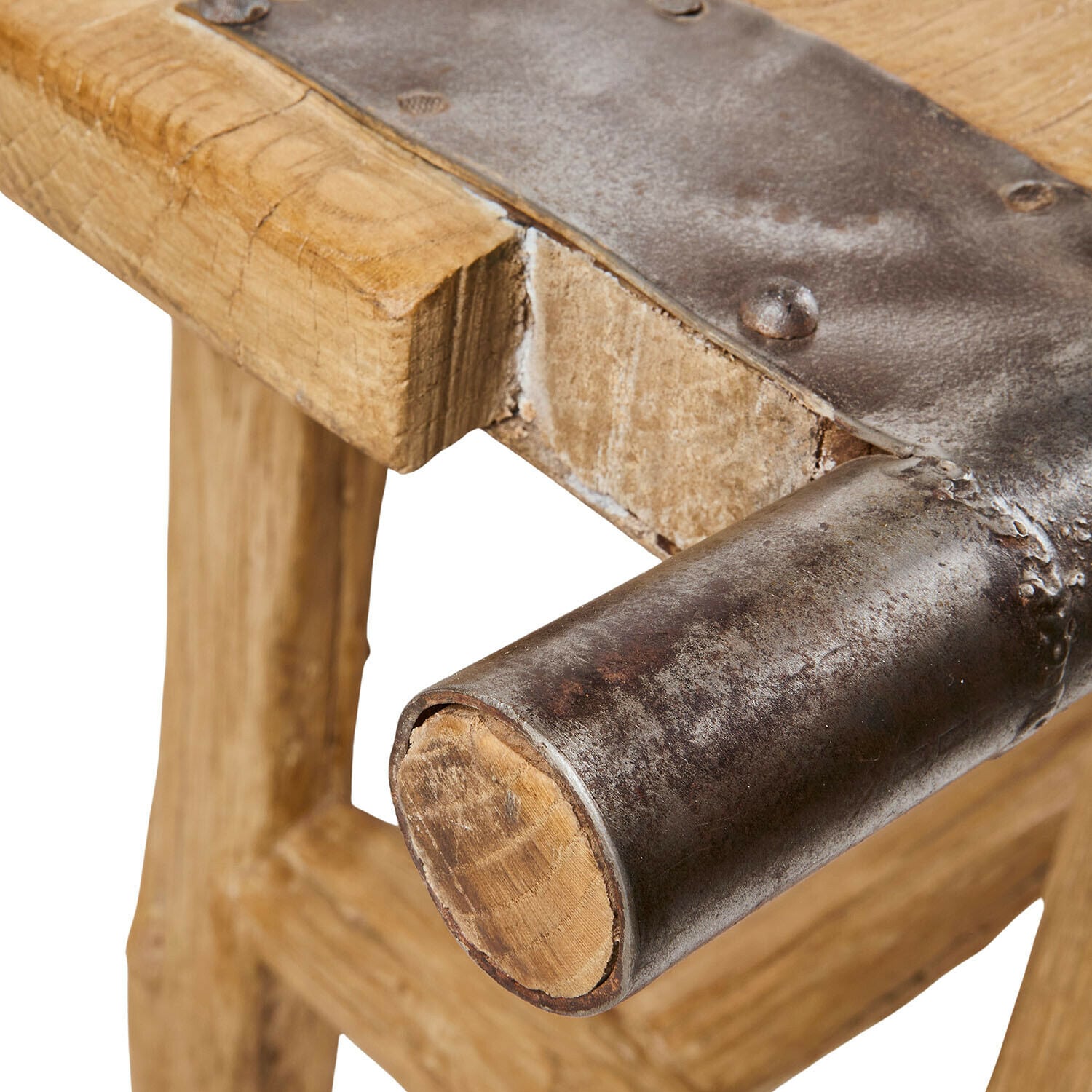Table Crestmoore