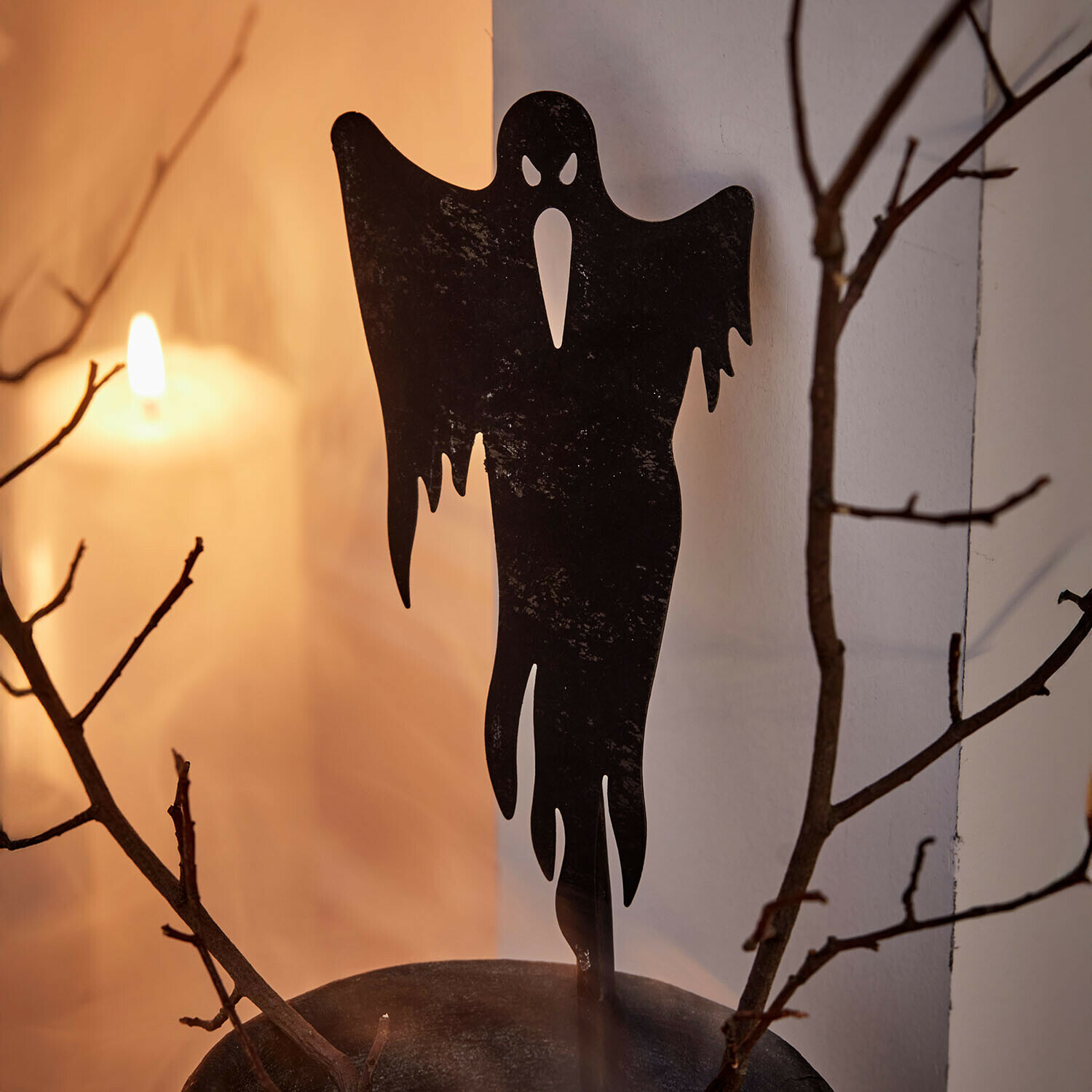 Pique décorative Dorellia Décoration fantôme en métal noir pour Halloween, ornement intérieur et extérieur