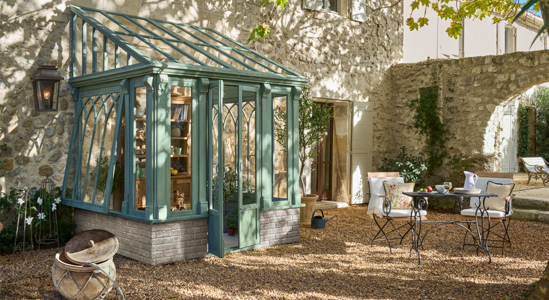 Dans l’arrière-cour...