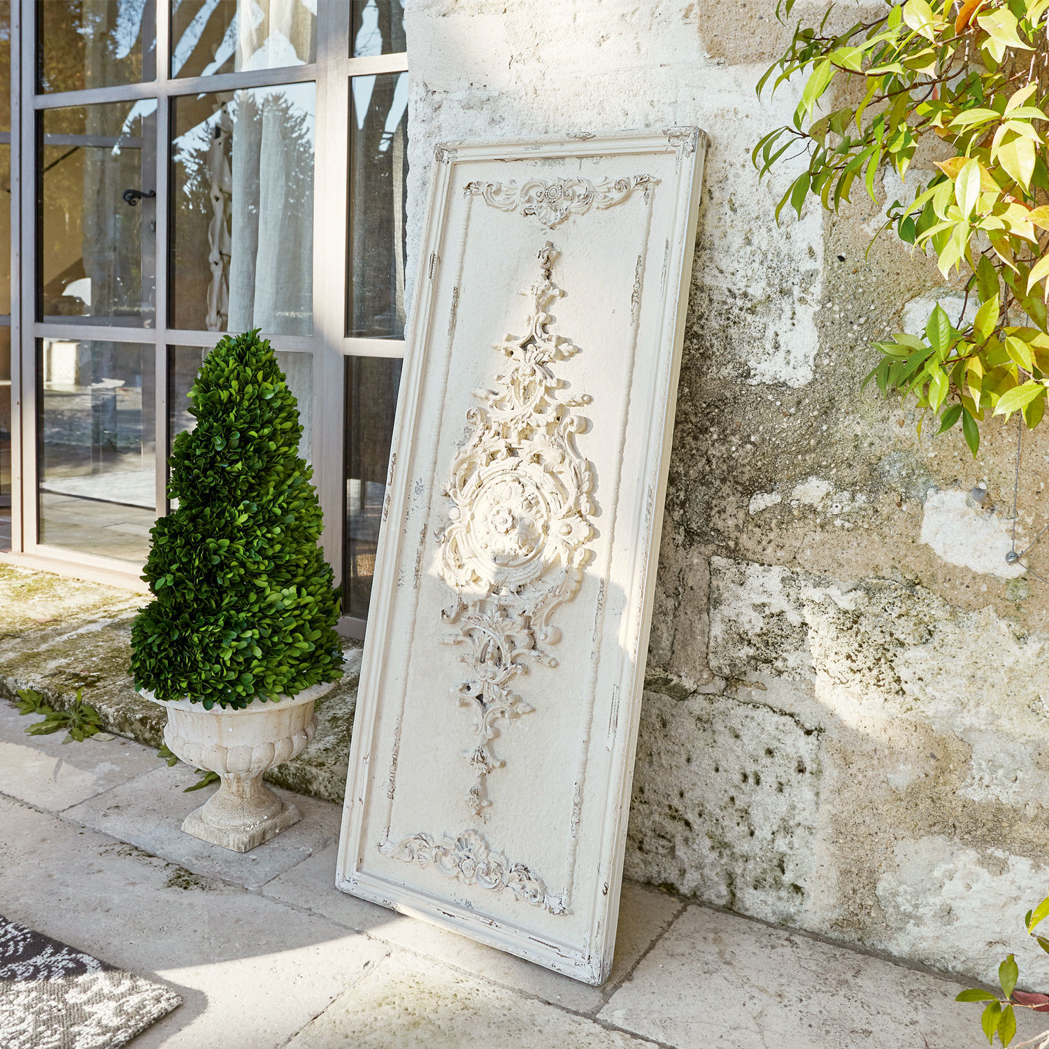 Panneau décoratif Corsy Panneau décoratif en bois blanc avec motif sculpté, style vintage pour jardin