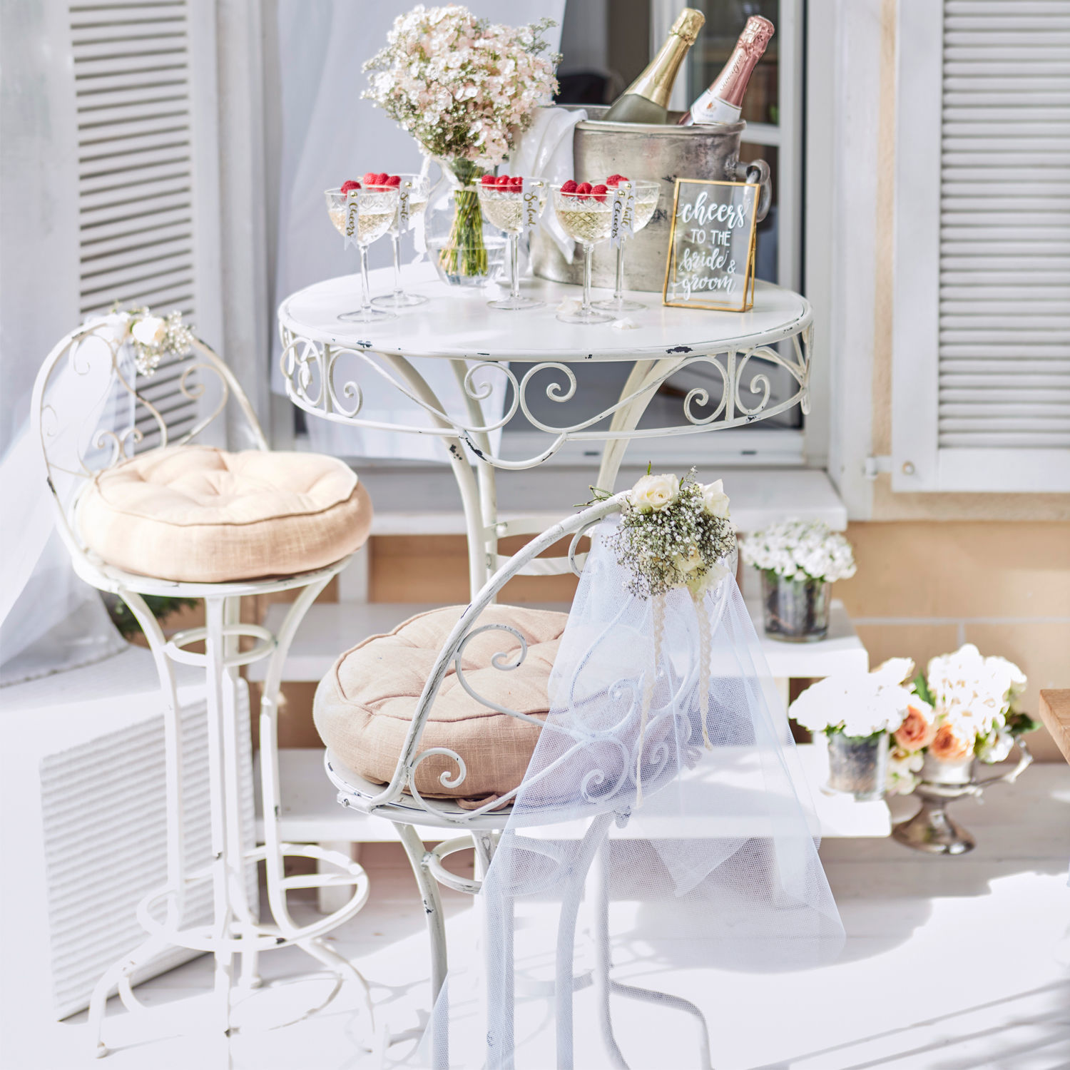 Ensemble table et chaises Petit Bistro