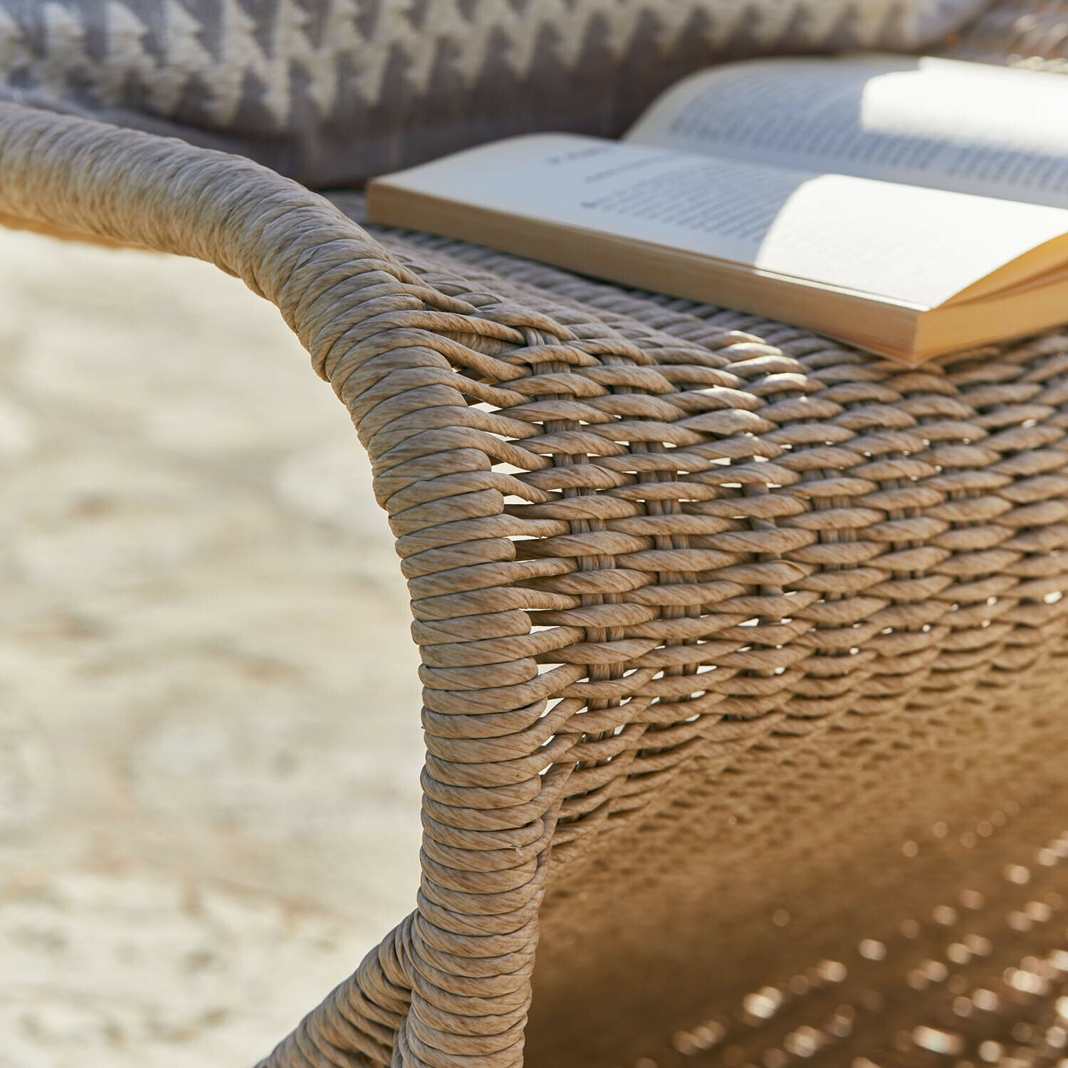 Chaise Melari