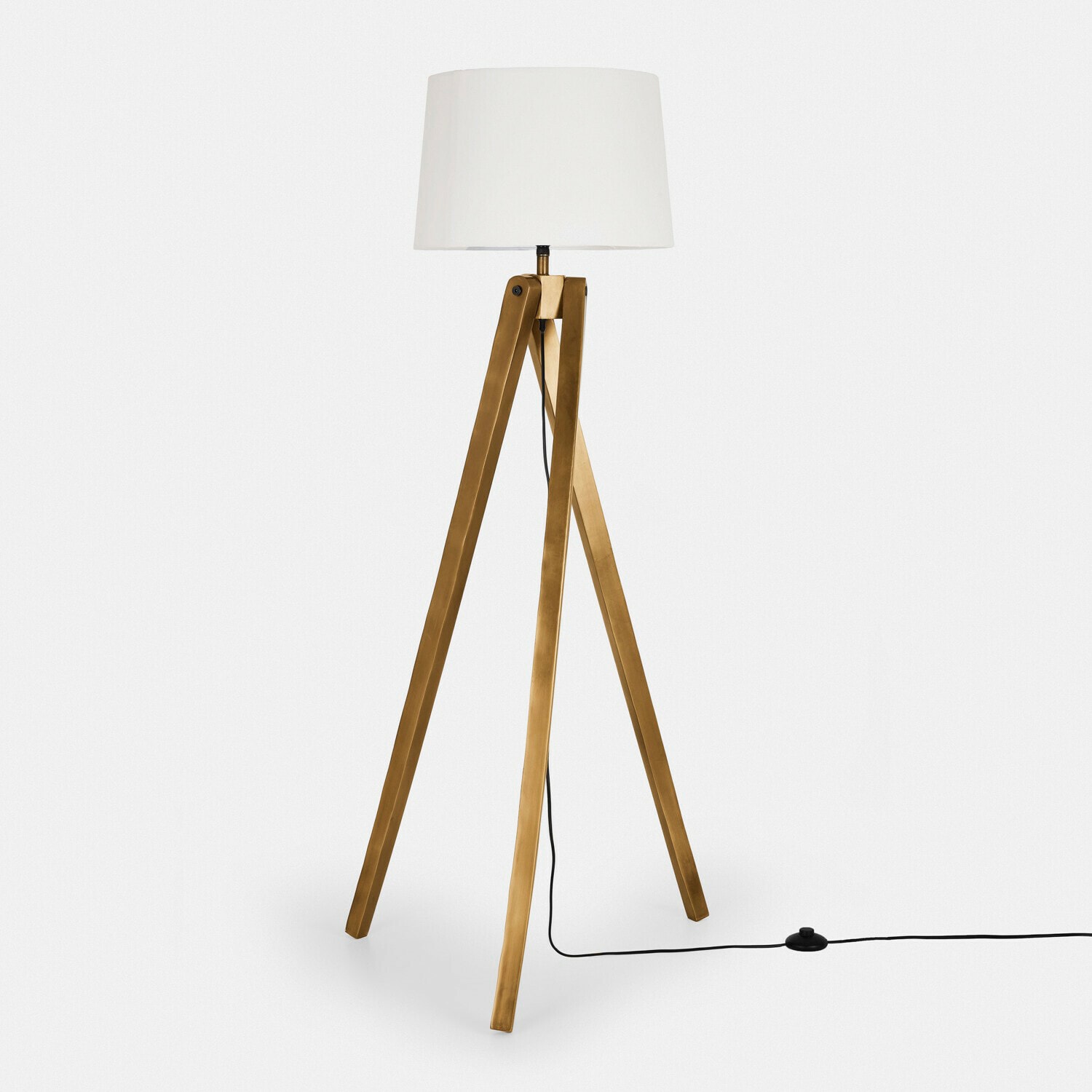 Lampadaire Kelvio Lampadaire avec abat-jour blanc et trépied en bois couleur miel pour un éclairage d'intérieur