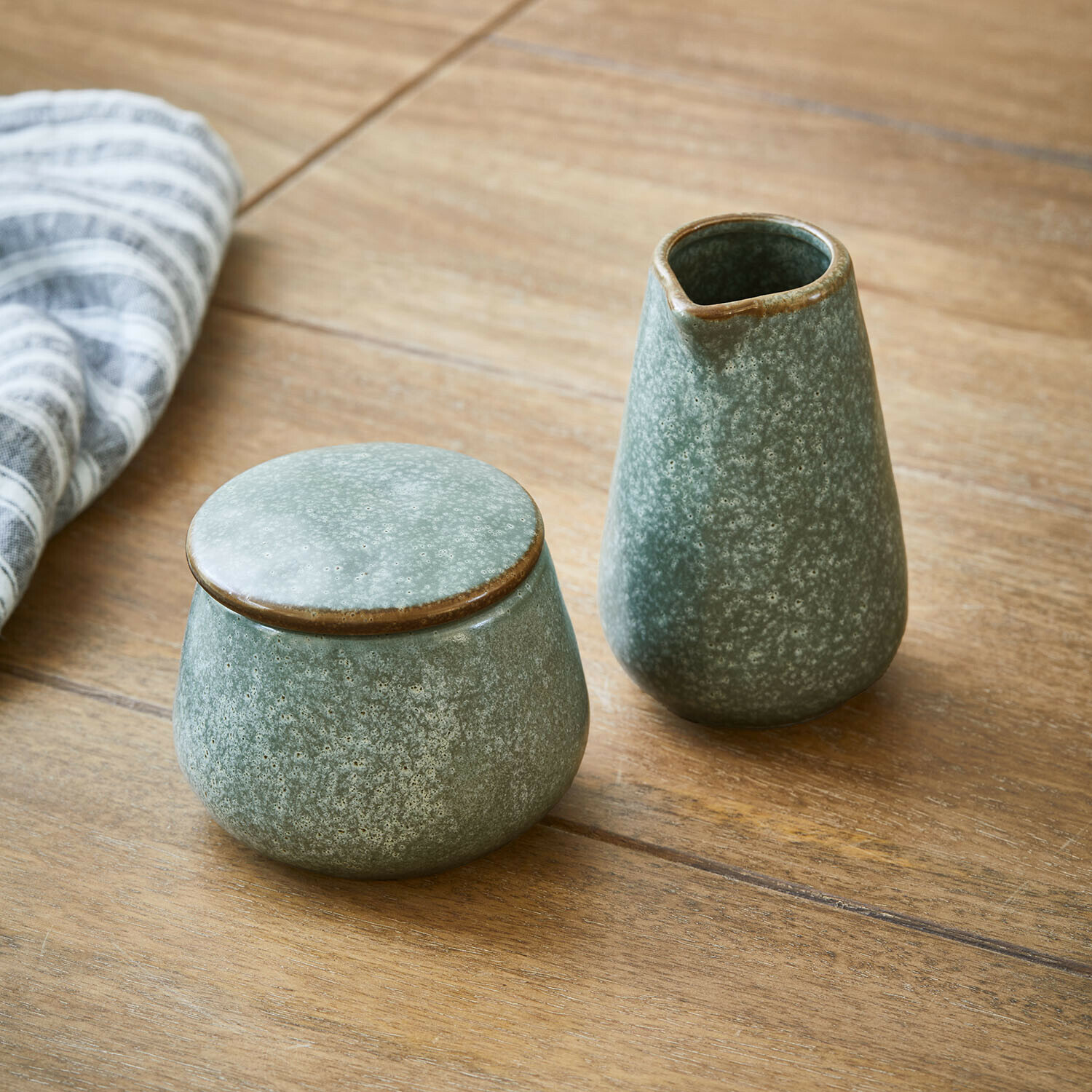 Sucrier et petit pot à lait Biarré