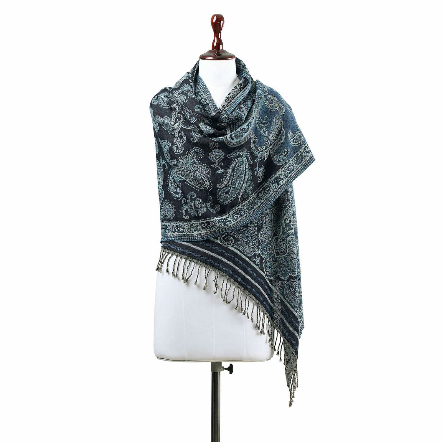 Étole Eloas Écharpe bleu marine à motif paisley avec franges, tissu doux, accessoire tendance pour temps frais