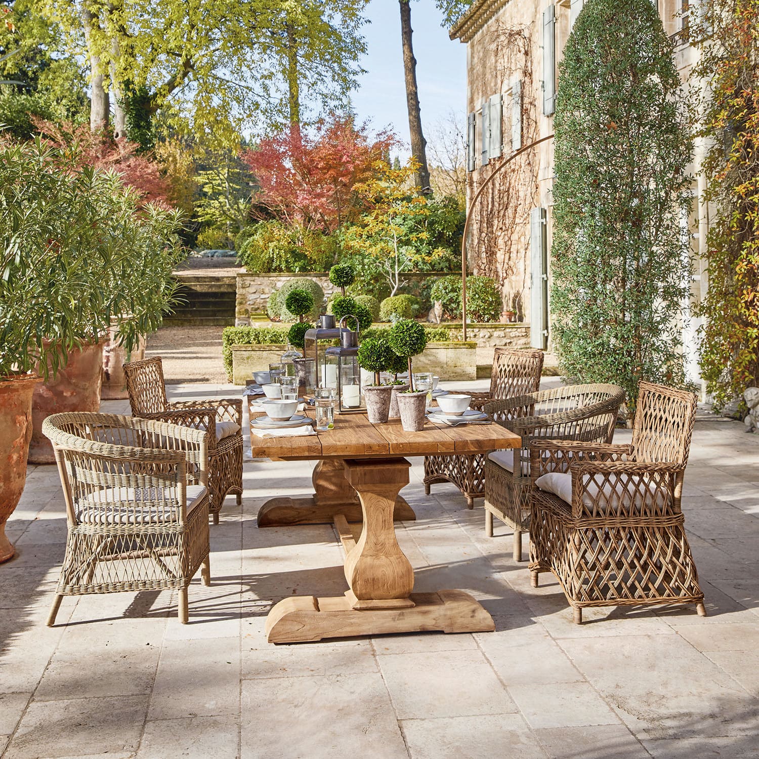 Table Devonshire