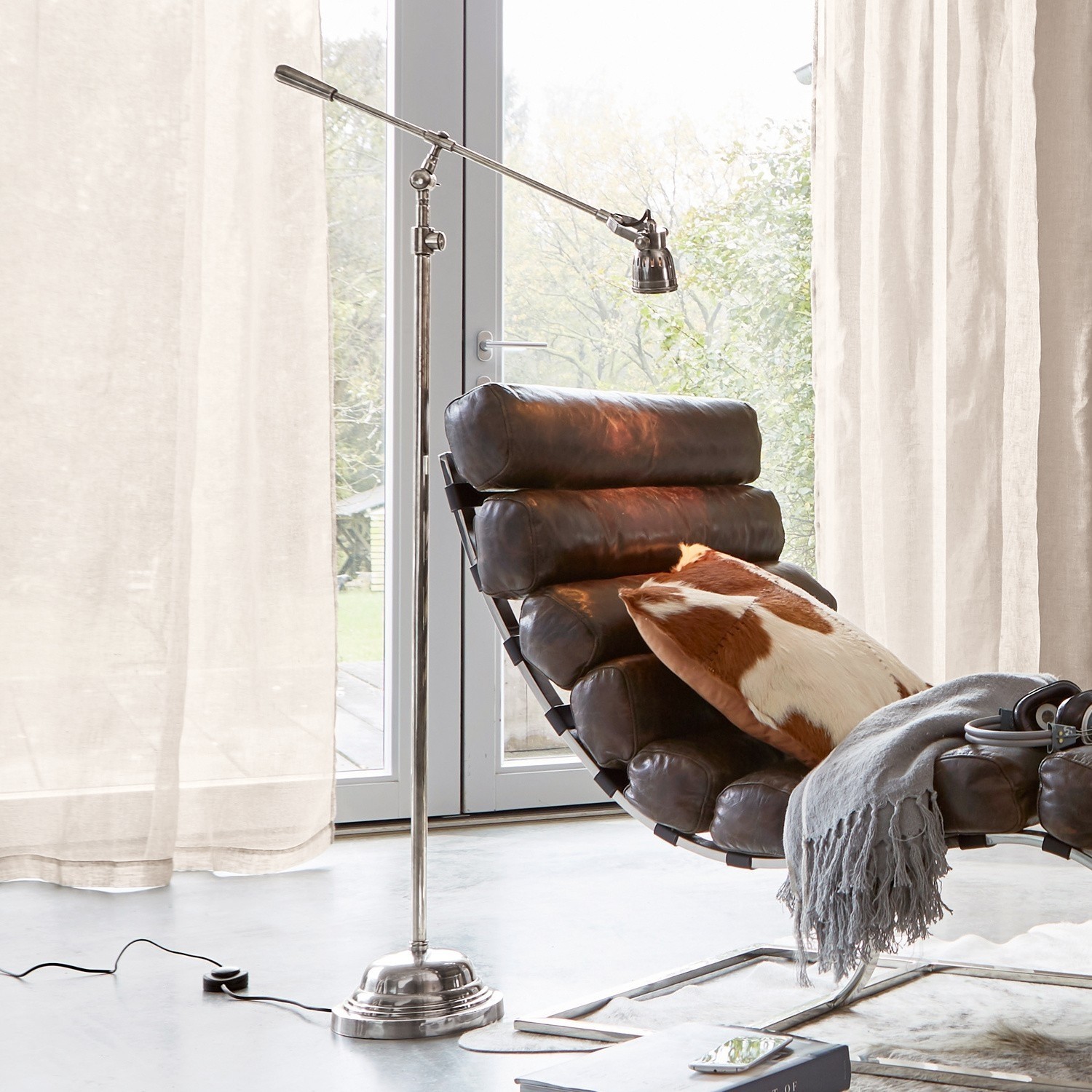 Lampe sur pied Petty