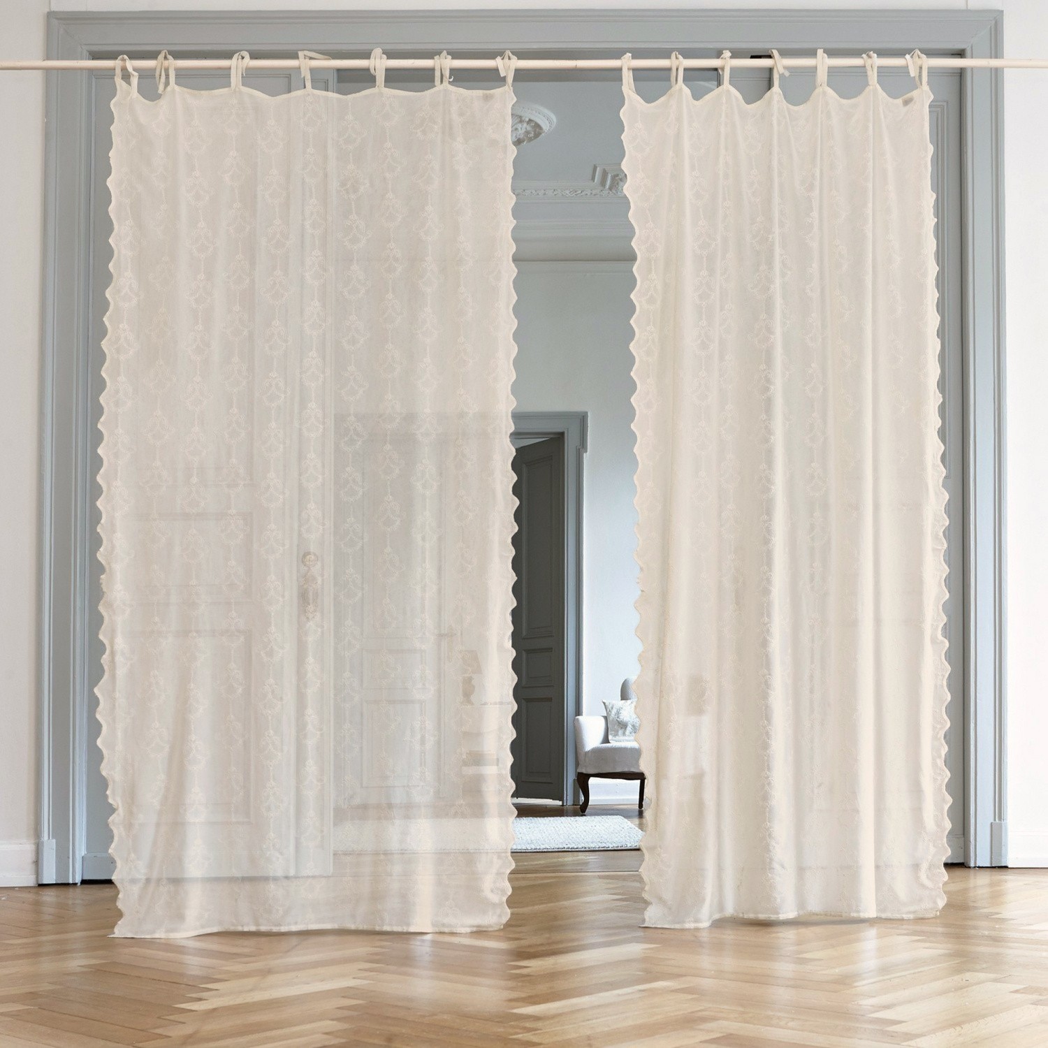 Voilage Faumont Rideaux transparents crème avec motif délicat en tissu léger pour décoration intérieure élégante