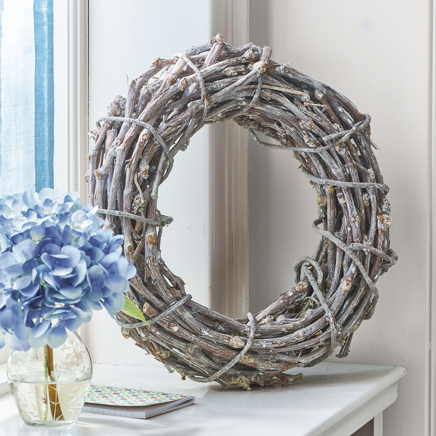Couronne Dardson Couronne décorative en branches naturelles grises pour décoration intérieure