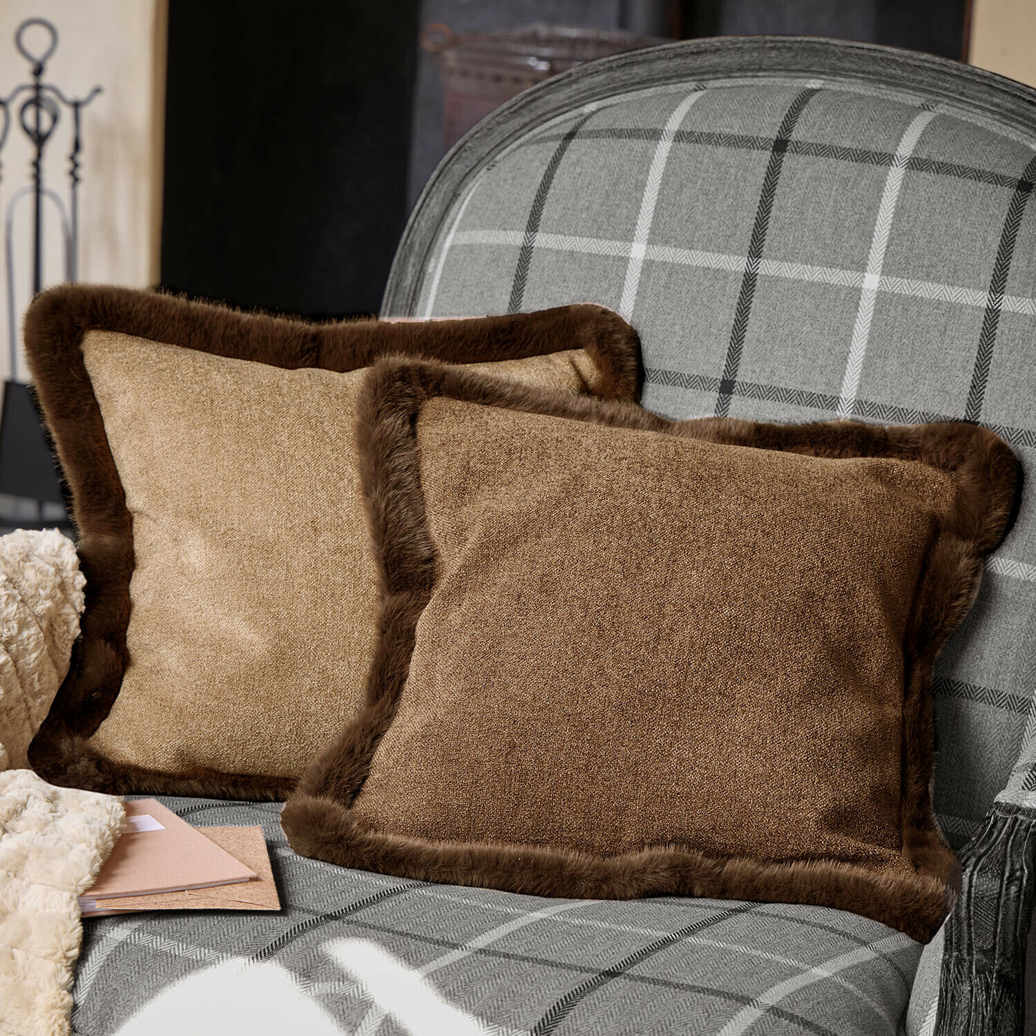 Lot de 2 housses de coussins Hazelb Lot de 2 housses de coussins Hazelb