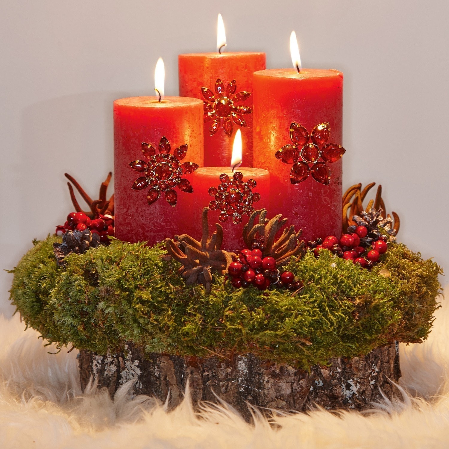 Lot de 4 pin's décoratifs Féron