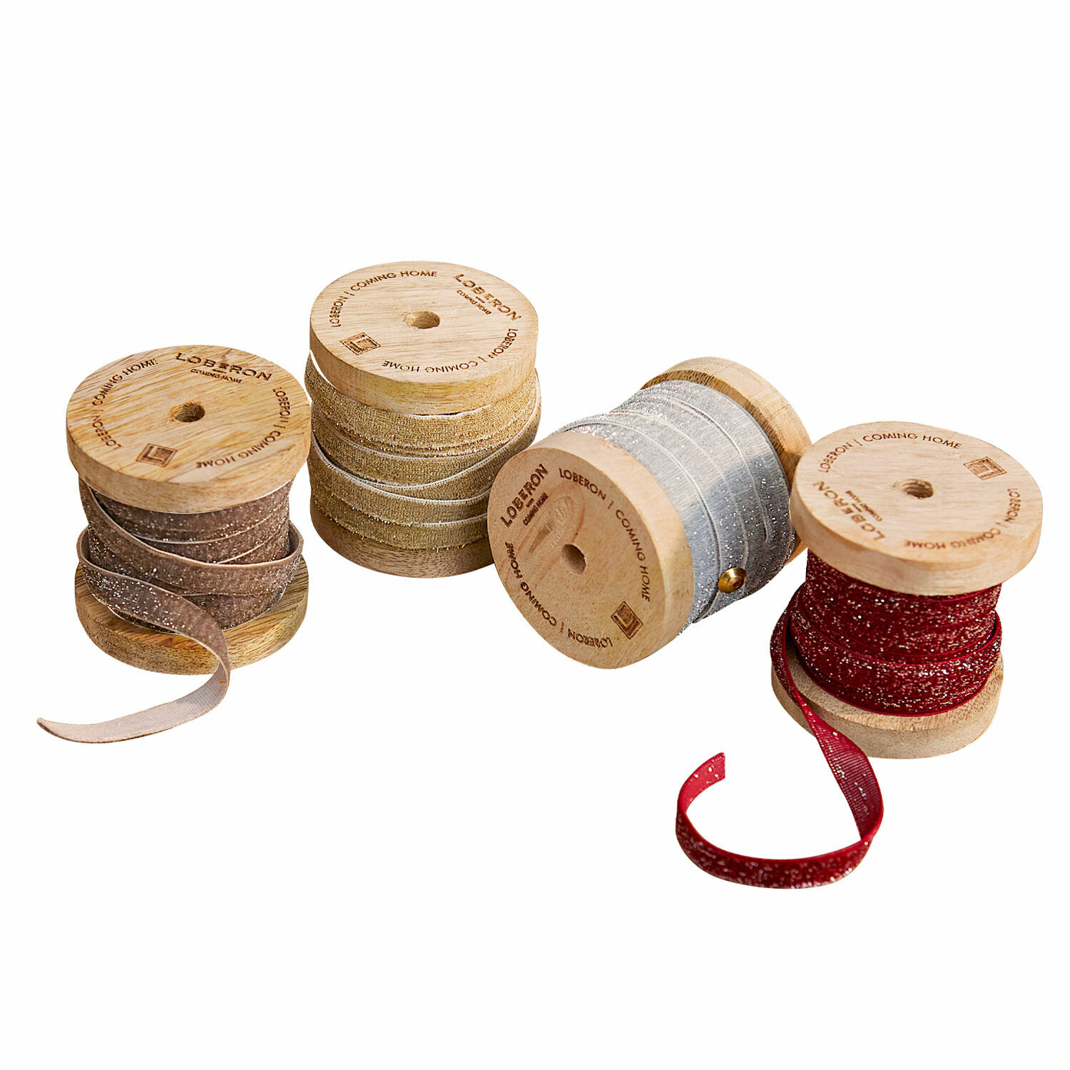 Lot de 4 bobines de ruban en velours Verlanne Ensemble de quatre bobines en bois avec rubans pailletés en marron, or, argent et rouge pour décoration