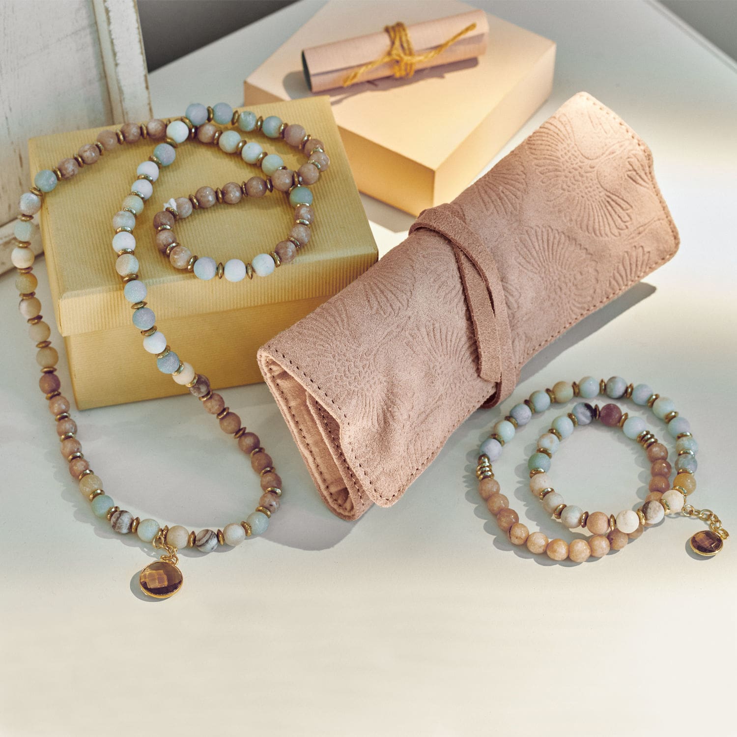 Bracelet et collier Kolín
