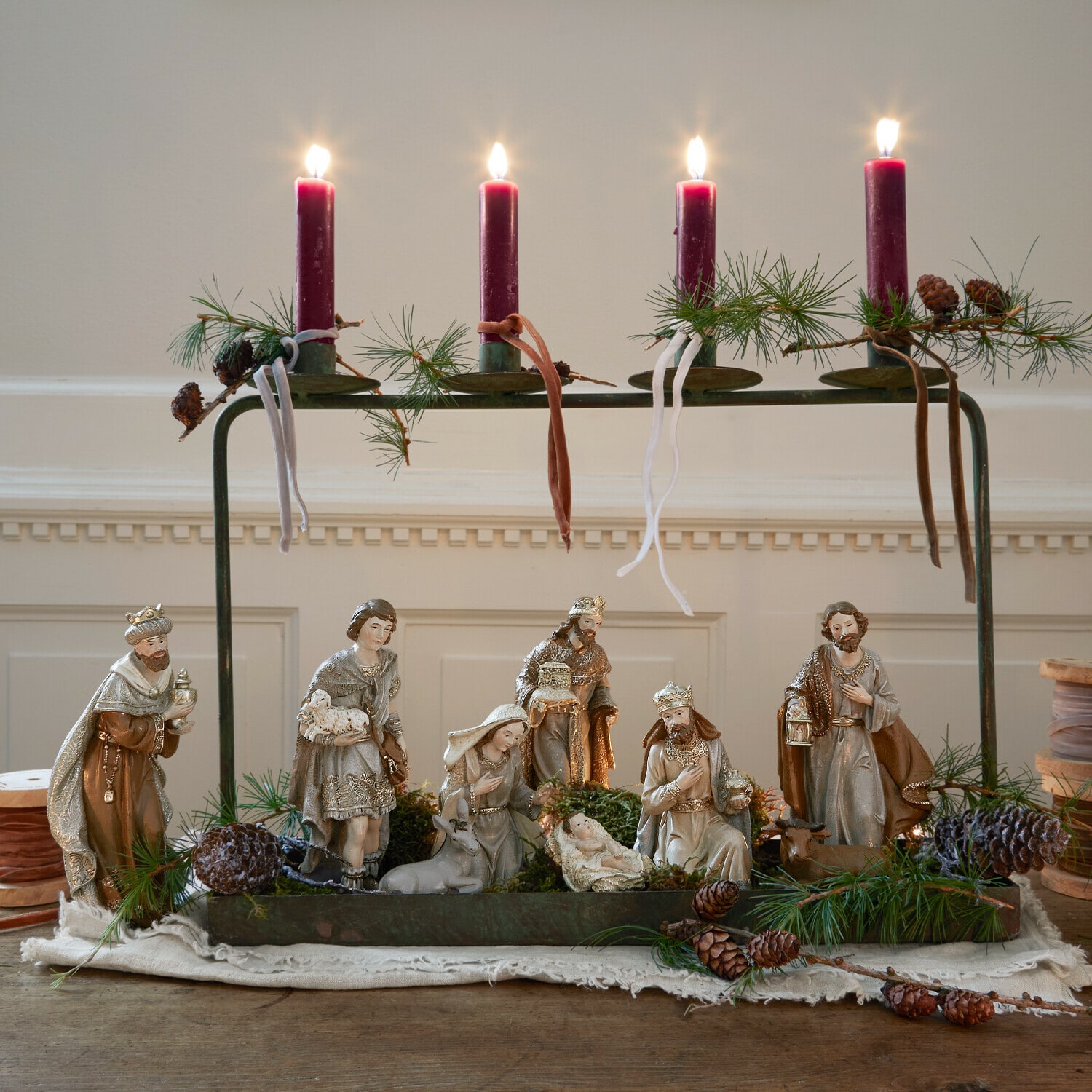 Lot de 9 figurines de crèche Caprinas