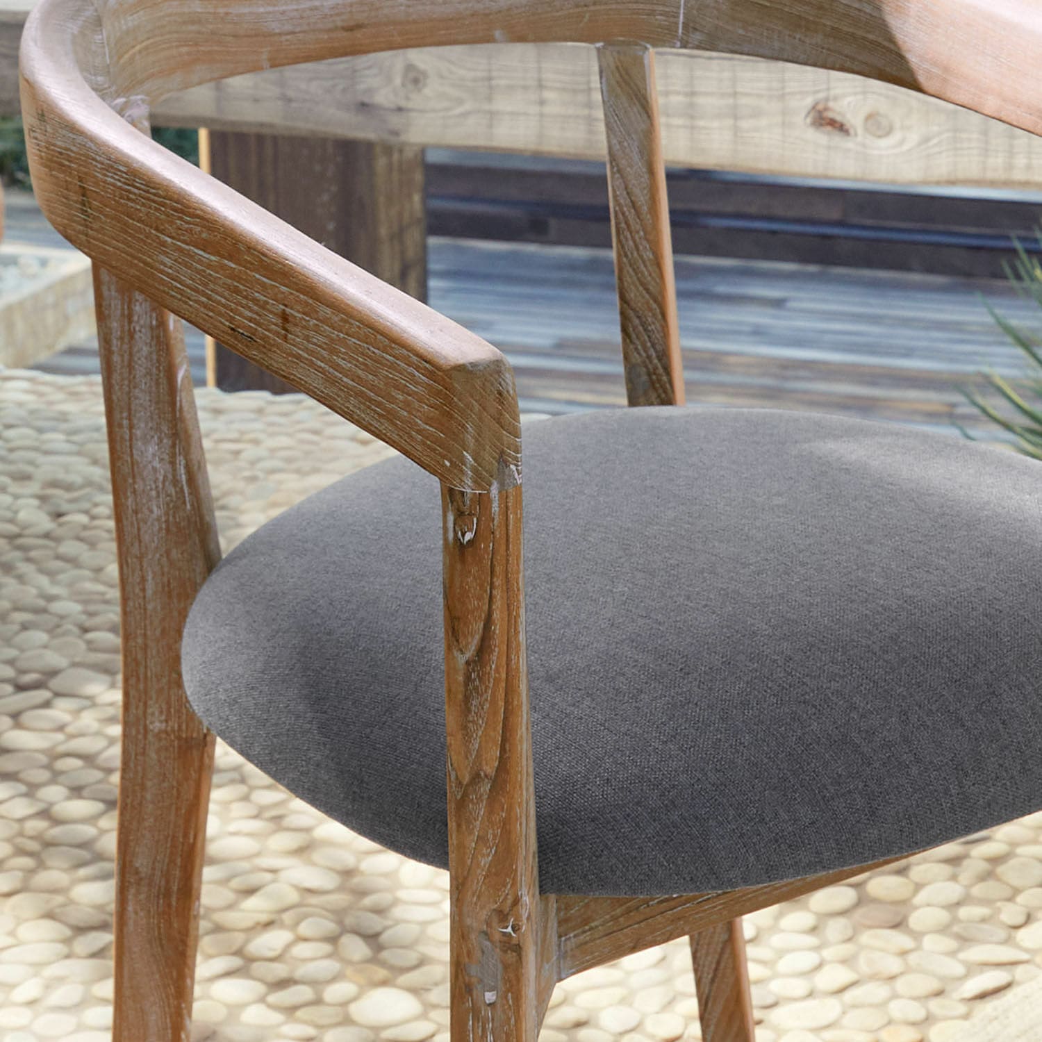 Chaise Lunebois