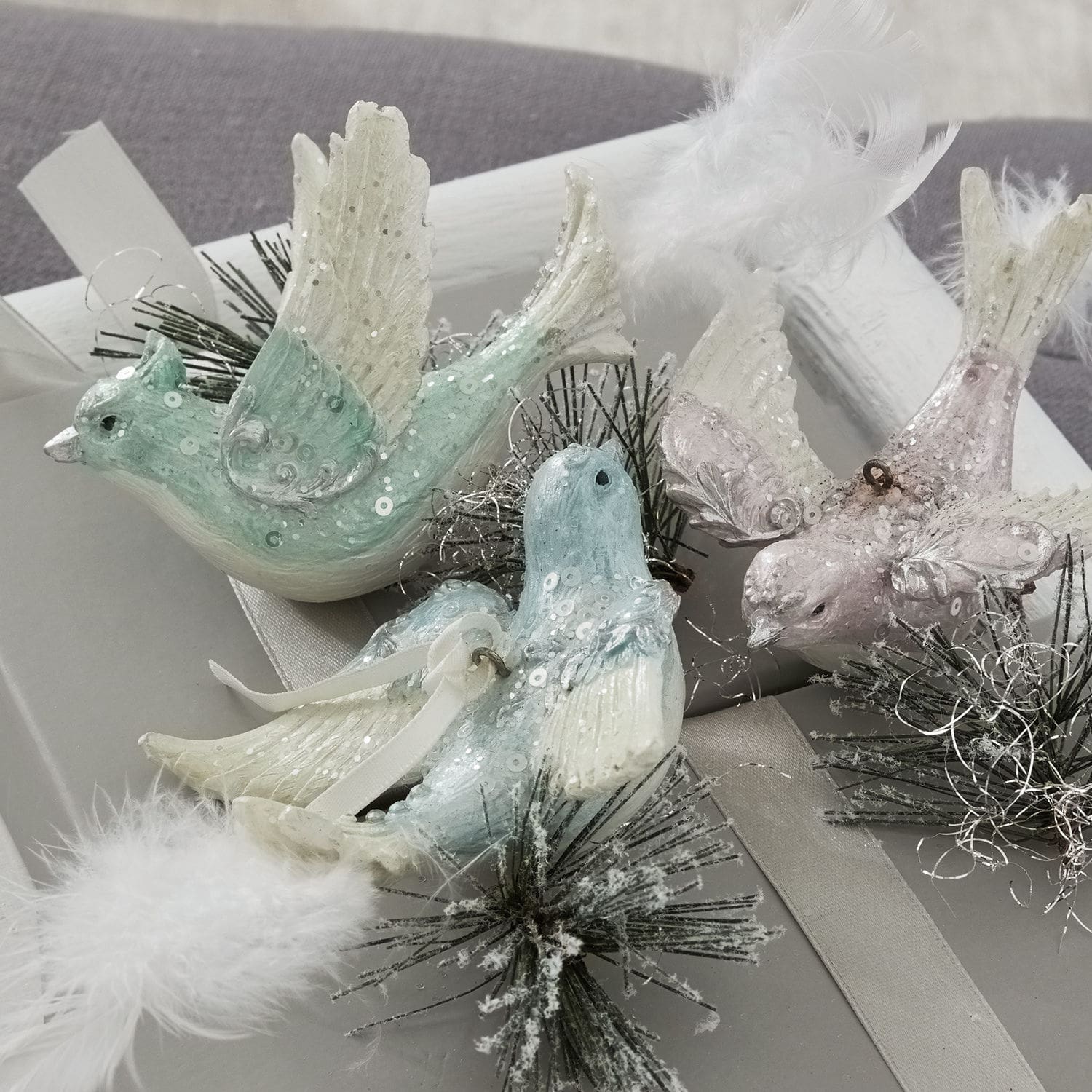 Lot de 3 oiseaux Cendrey