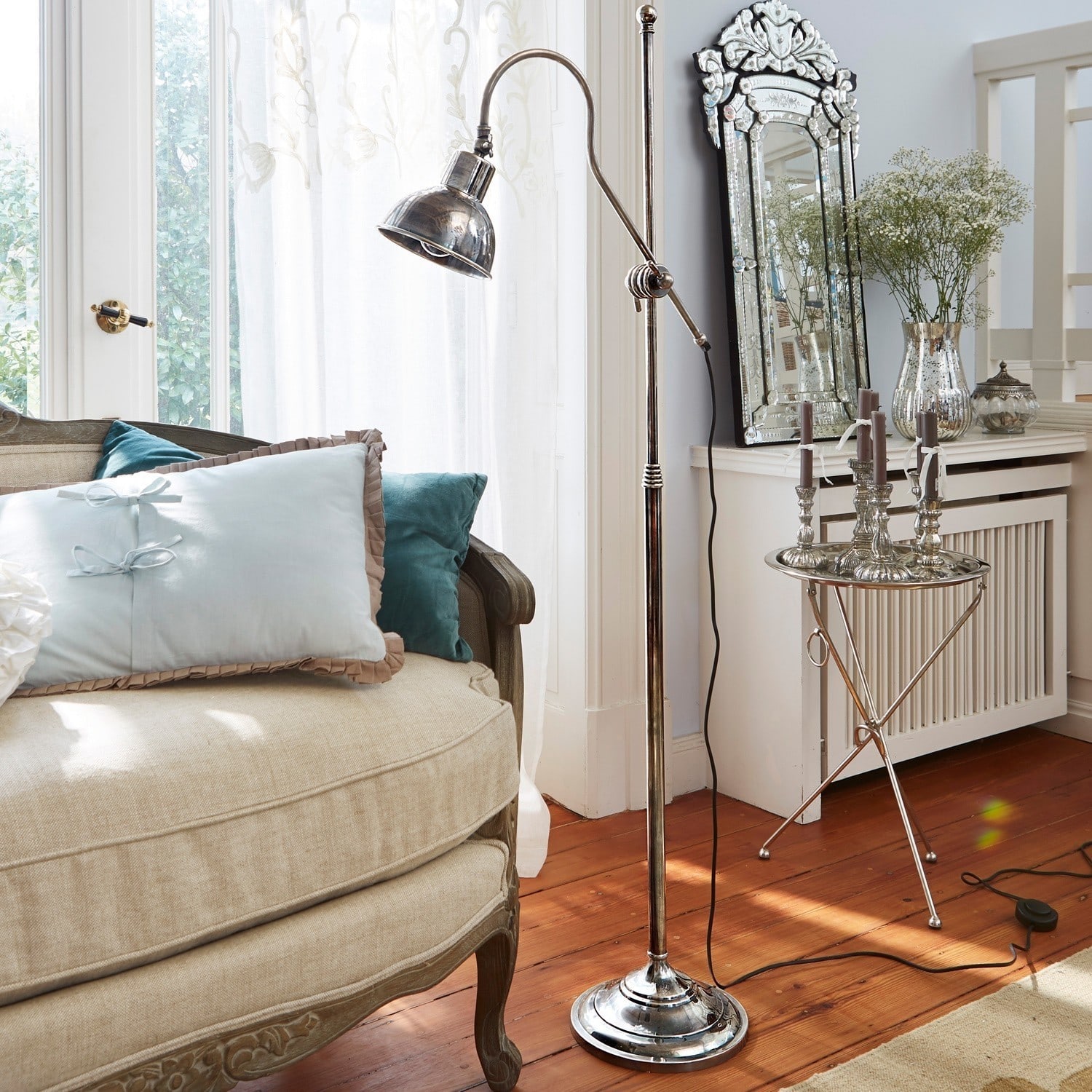 Lampe sur pied Phyllis