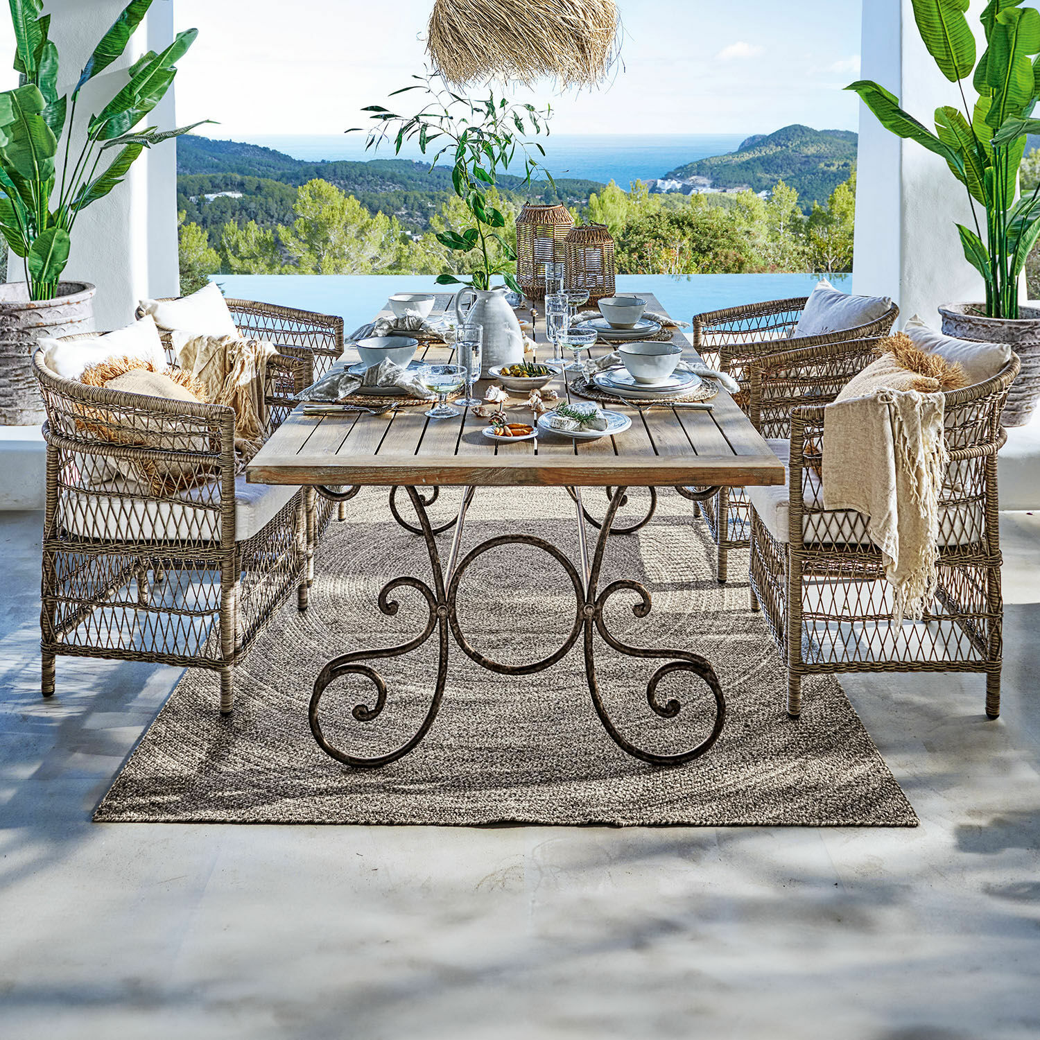 Table Gordonvale