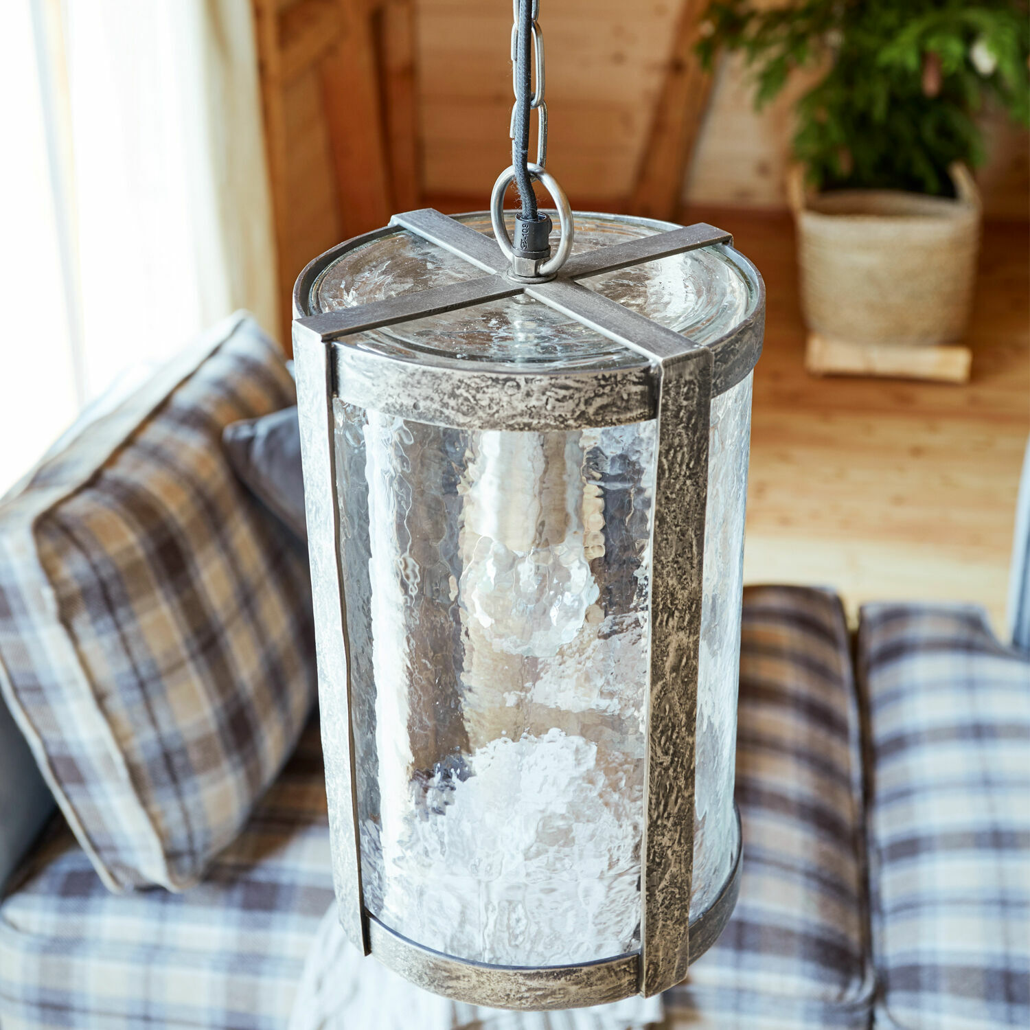 Suspension Ronanum