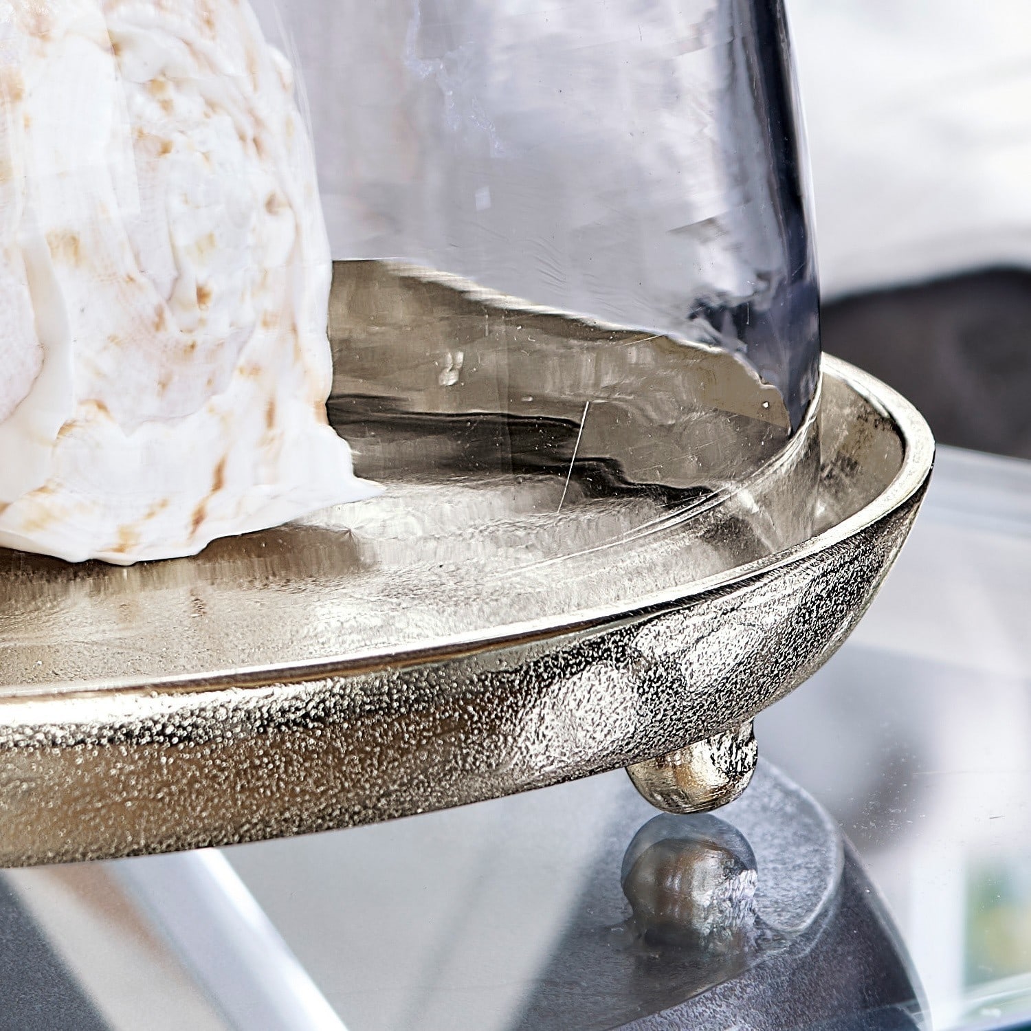 Cloche en verre avec plateau Voilá