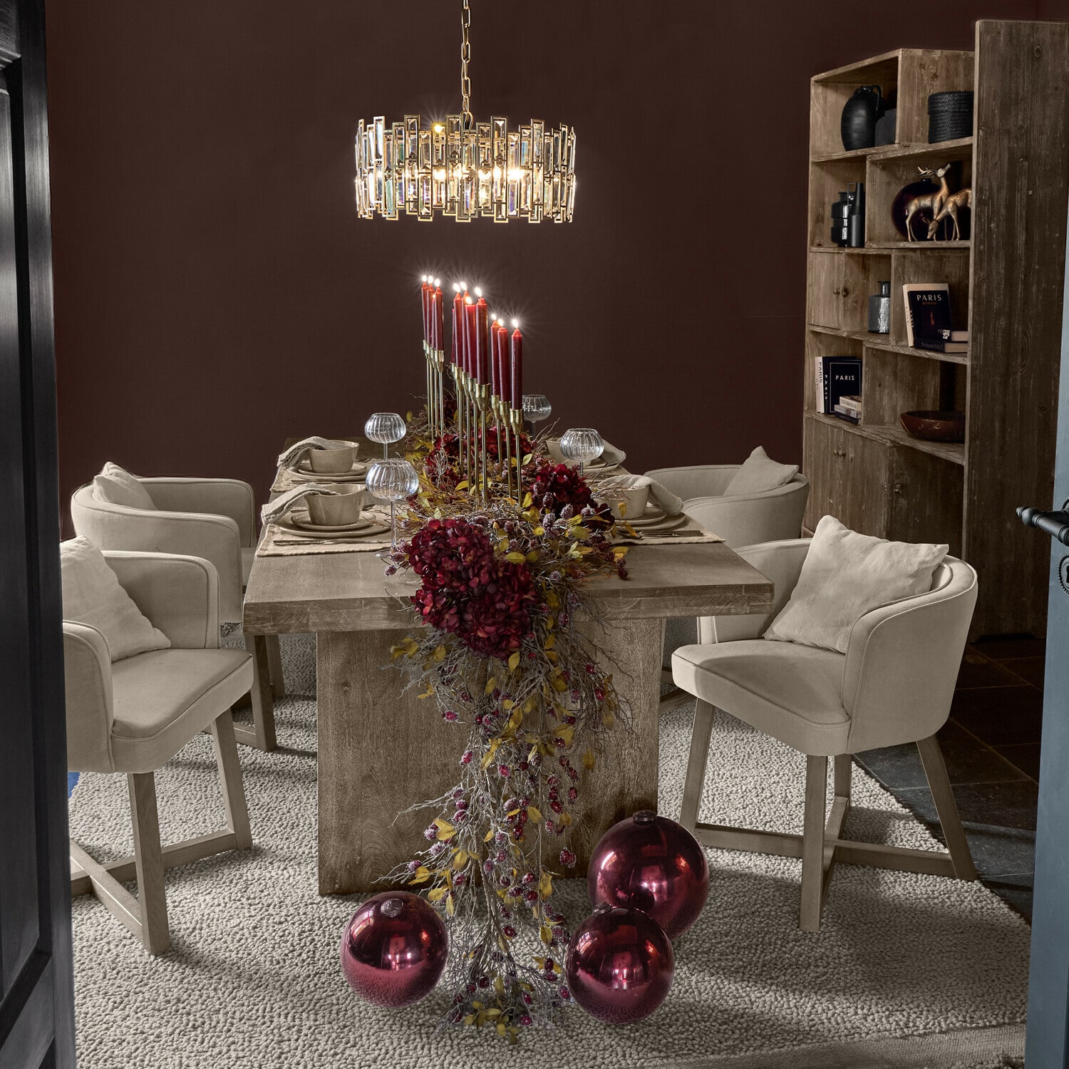 Chaise Vanderlyn